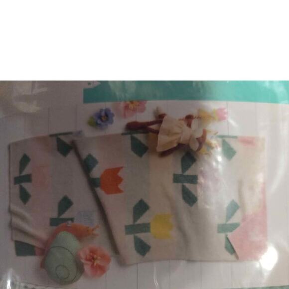Tulip Knit Throw Blanket – 48" x 58 Brand new in original bag - Picture 2 of 7